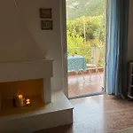 Holidays Near The Kamena Vourla