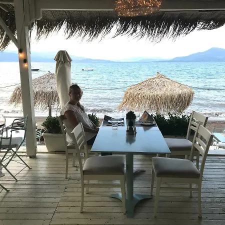 Holidays Near The * Kamena Vourla
