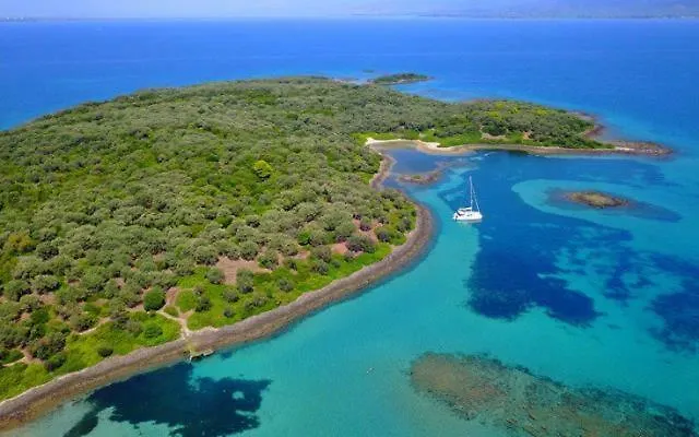 Appartement Holidays Near The Kamena Vourla